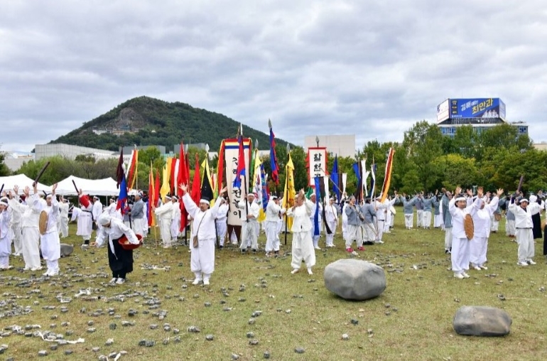 https://source.festivalplus.co.kr/img/2025/05/img_20250522_162250670.jpeg