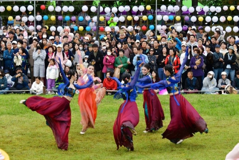 https://source.festivalplus.co.kr/img/2025/05/img_20250522_162251594.jpeg