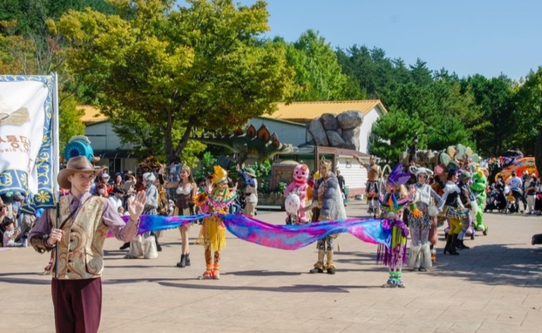 https://source.festivalplus.co.kr/img/2025/05/img_20250522_162320243.jpeg